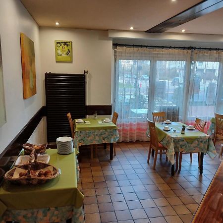 Logis - Hotel Restaurant Bellevue Annecy Eksteriør bilde