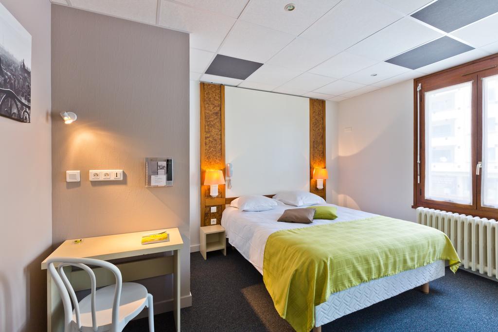 Logis - Hotel Restaurant Bellevue Annecy Eksteriør bilde